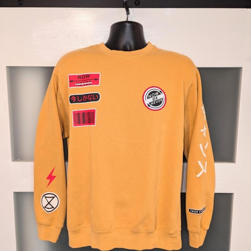 Colby Brock x Fanjoy Collab Now or Never crewneck,‎ Size M